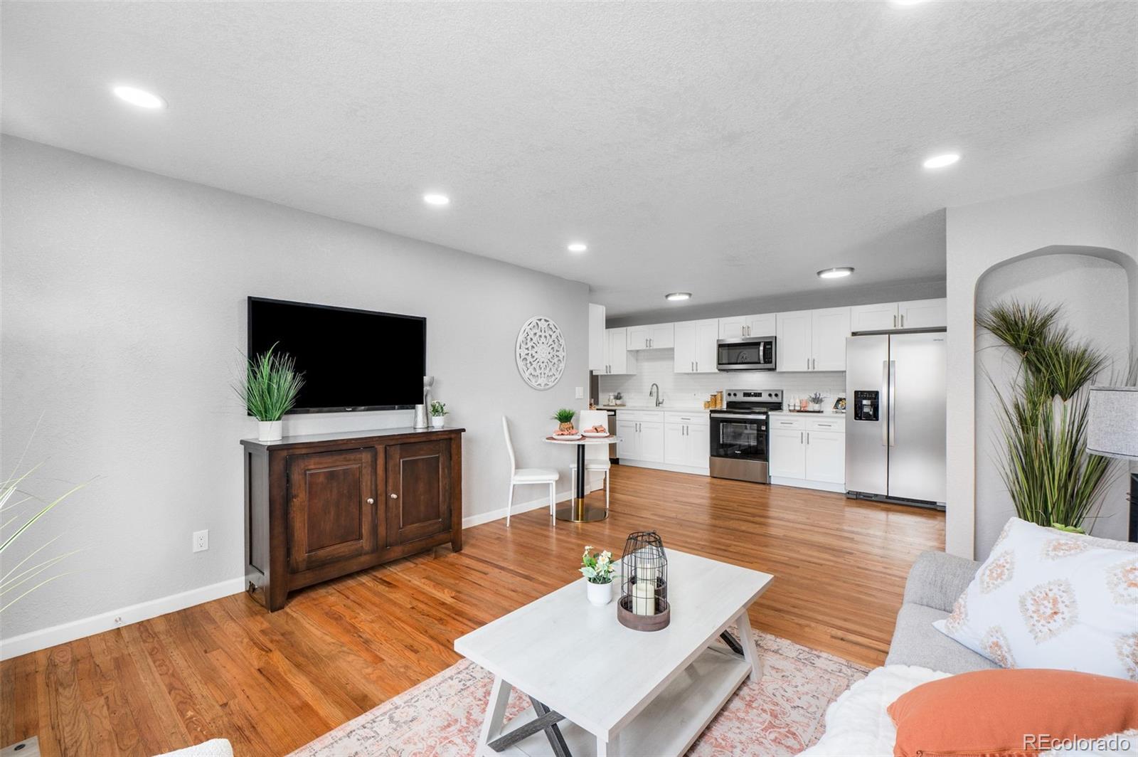 MLS Image #4 for 1350  dallas street,aurora, Colorado