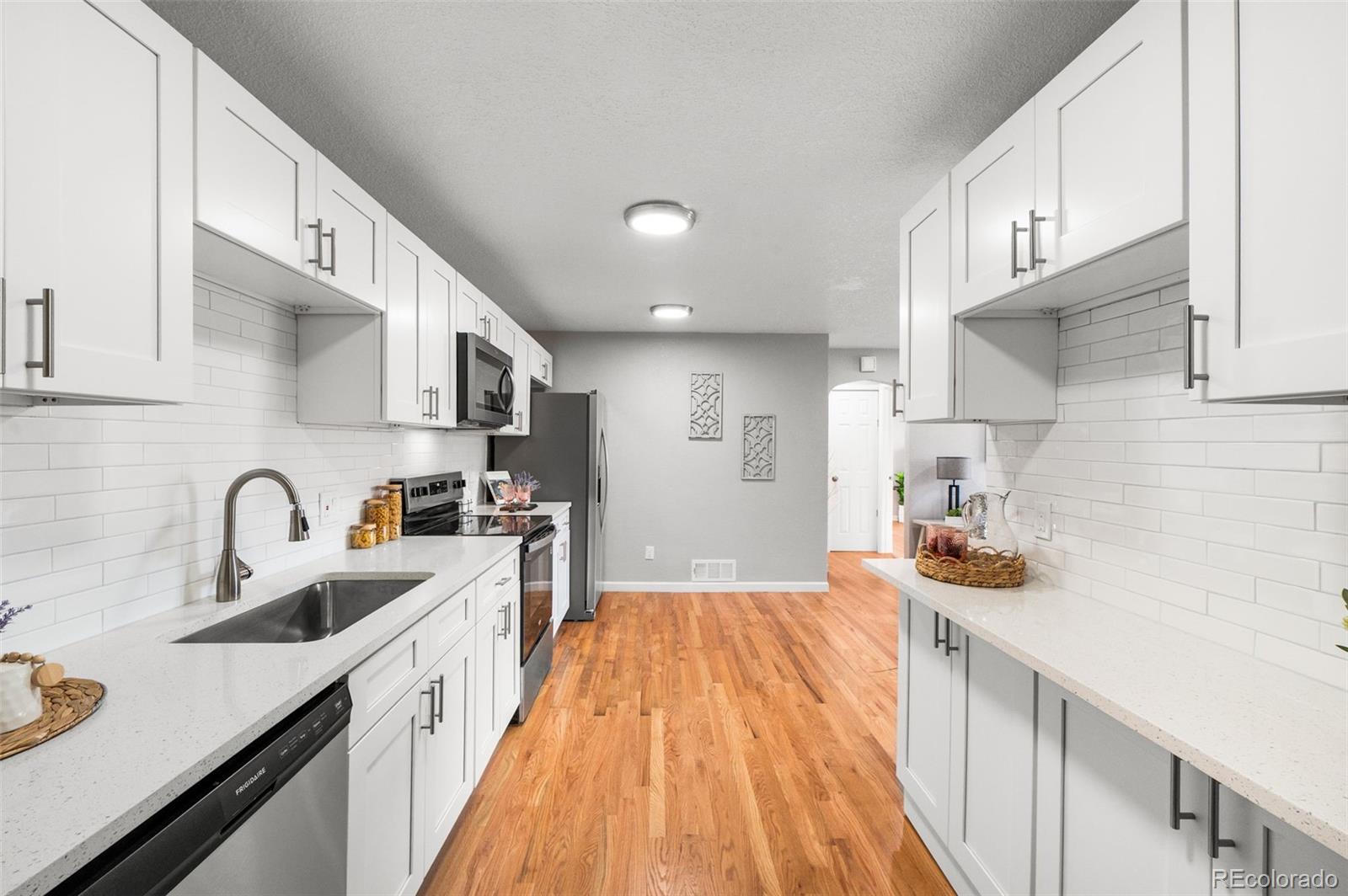 MLS Image #8 for 1350  dallas street,aurora, Colorado