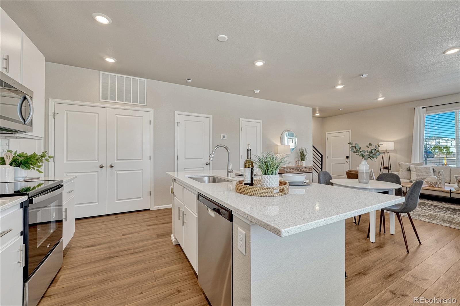MLS Image #10 for 5861  dakan loop,colorado springs, Colorado