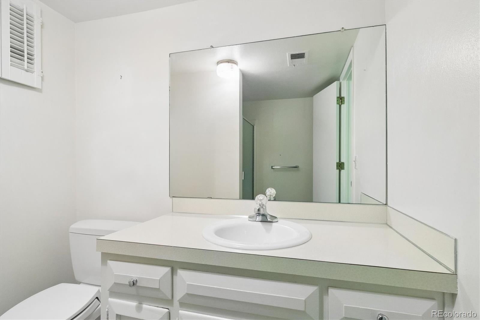 MLS Image #34 for 2427 s kirkwood court,denver, Colorado