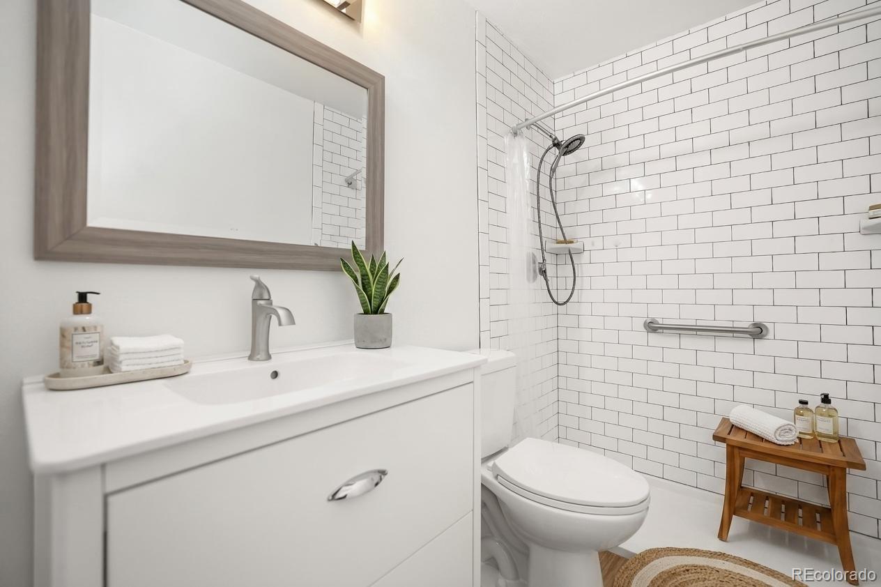 MLS Image #16 for 10150 e virginia avenue 7-204,denver, Colorado