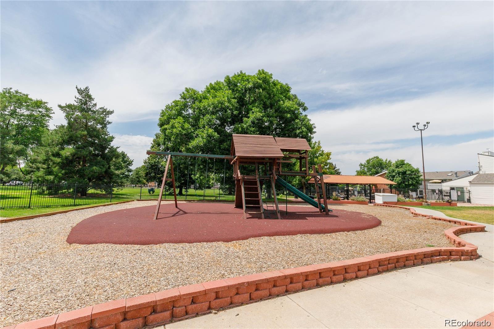 MLS Image #31 for 10150 e virginia avenue 7-204,denver, Colorado