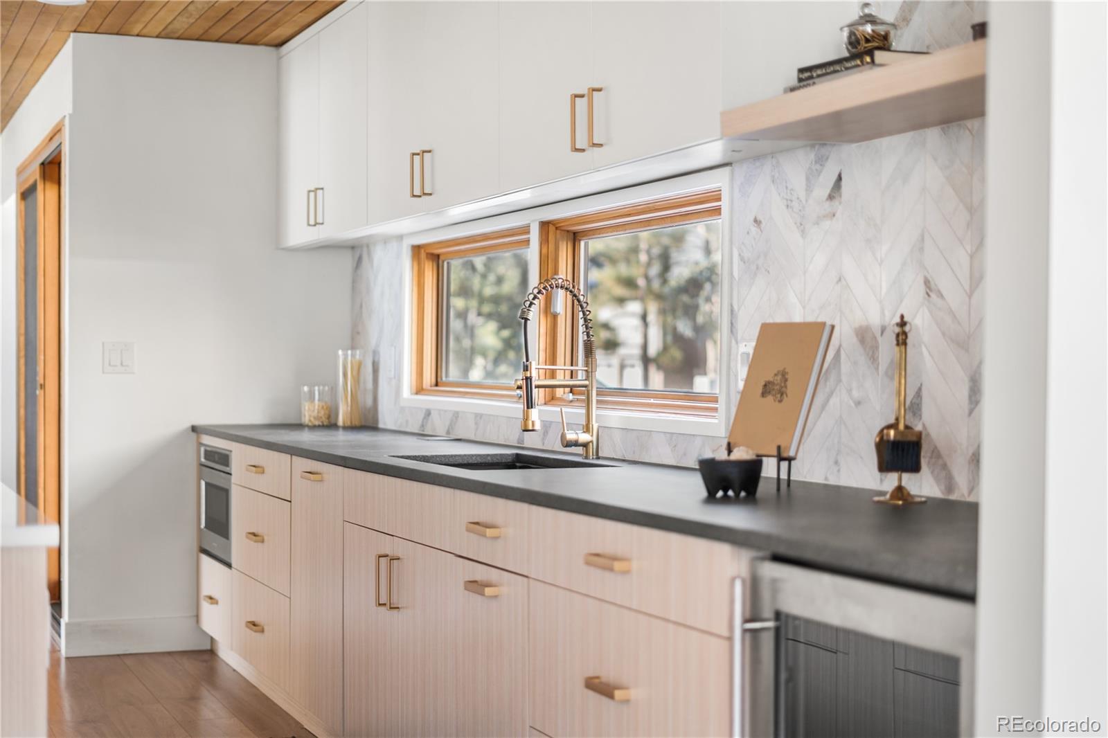 MLS Image #12 for 9630 e powers place,greenwood village, Colorado