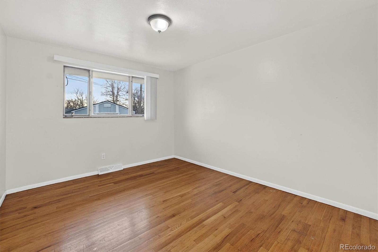 MLS Image #11 for 2500  westchester drive,denver, Colorado