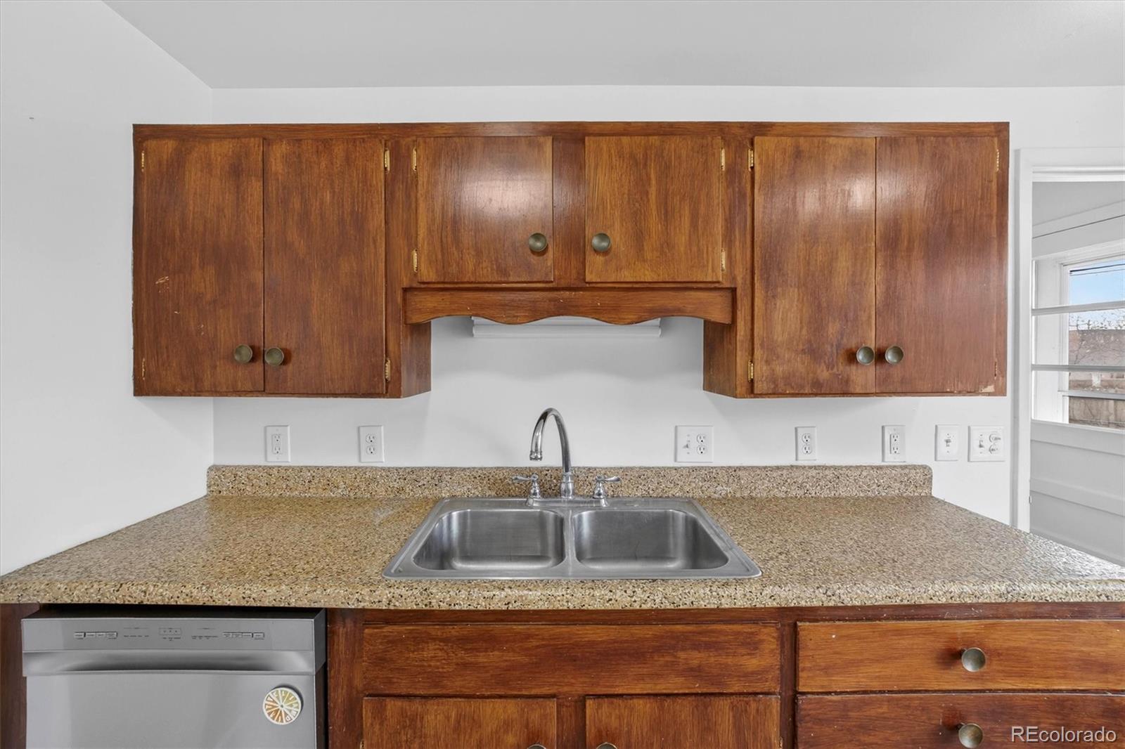 MLS Image #16 for 2500  westchester drive,denver, Colorado