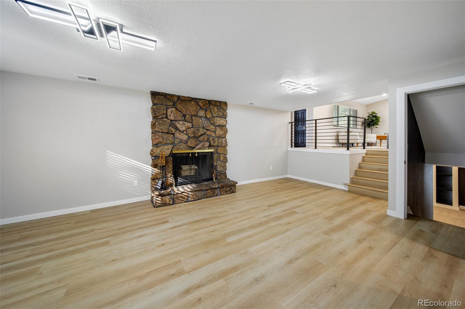 MLS Image #8 for 7232 s colorado court,centennial, Colorado