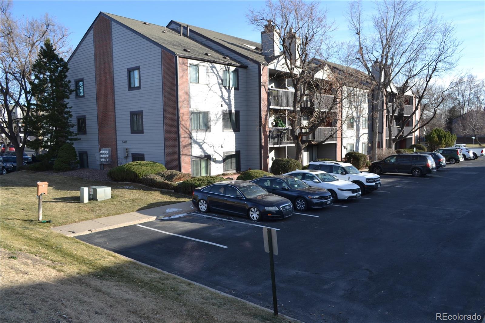 MLS Image #0 for 6388  oak court 104,arvada, Colorado