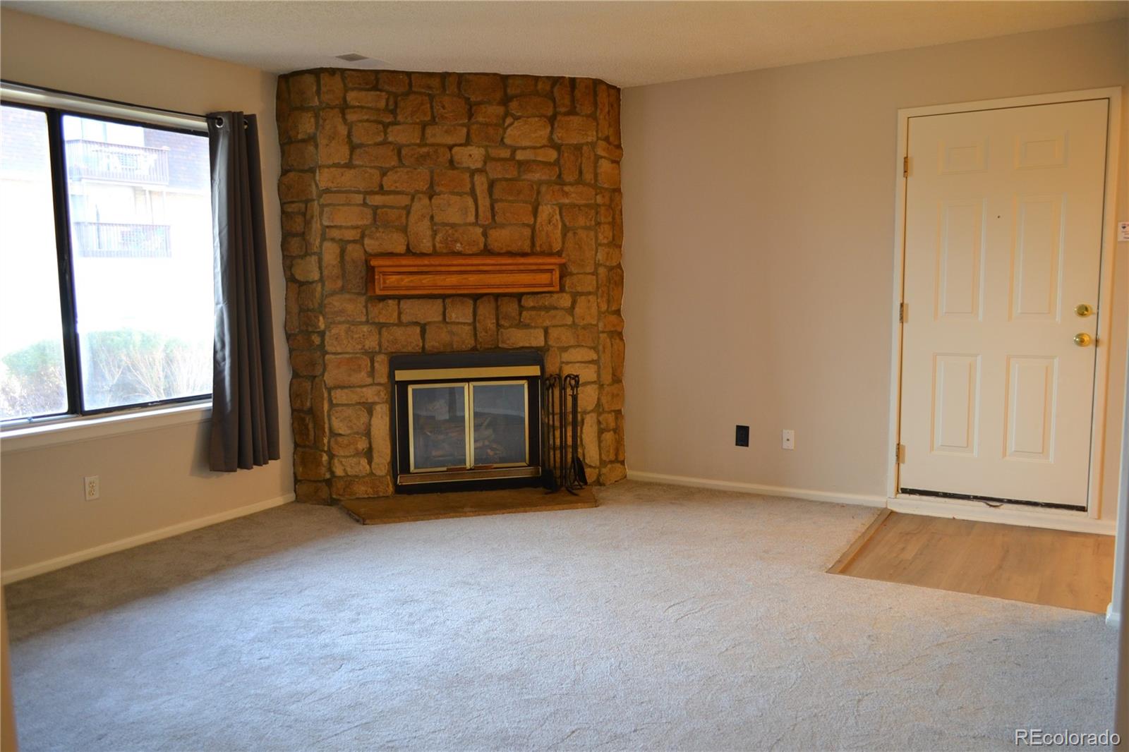 MLS Image #3 for 6388  oak court 104,arvada, Colorado