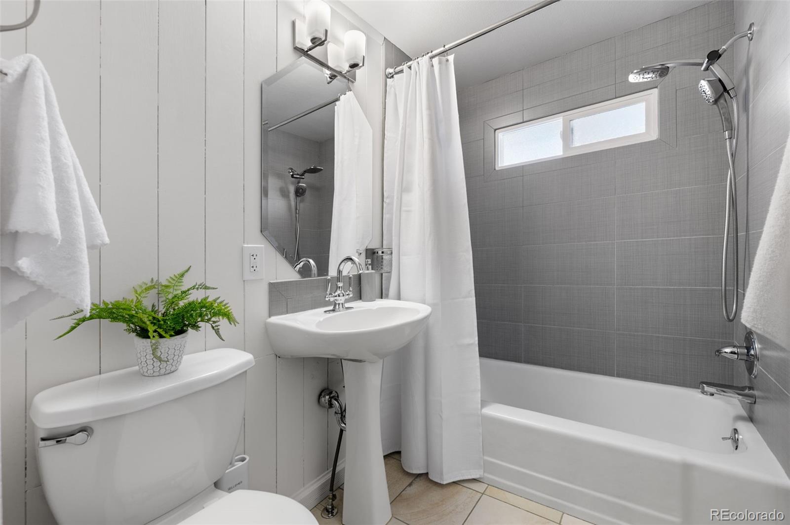 MLS Image #27 for 23048  isoleta road,indian hills, Colorado