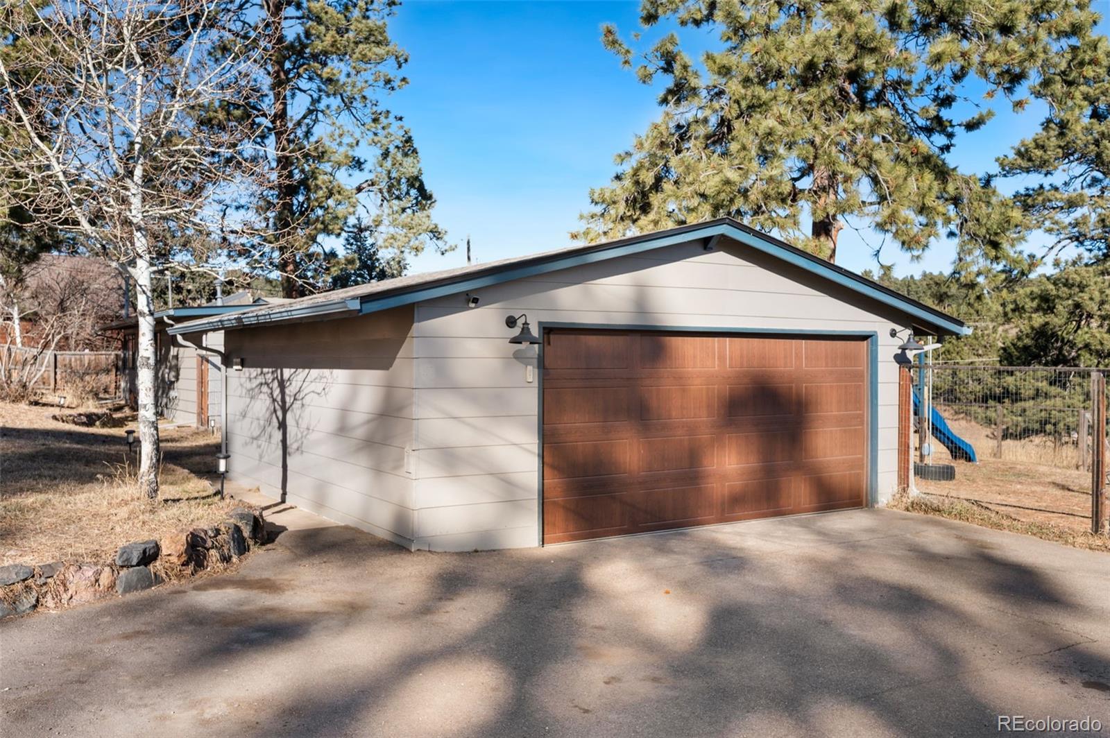 MLS Image #39 for 23048  isoleta road,indian hills, Colorado