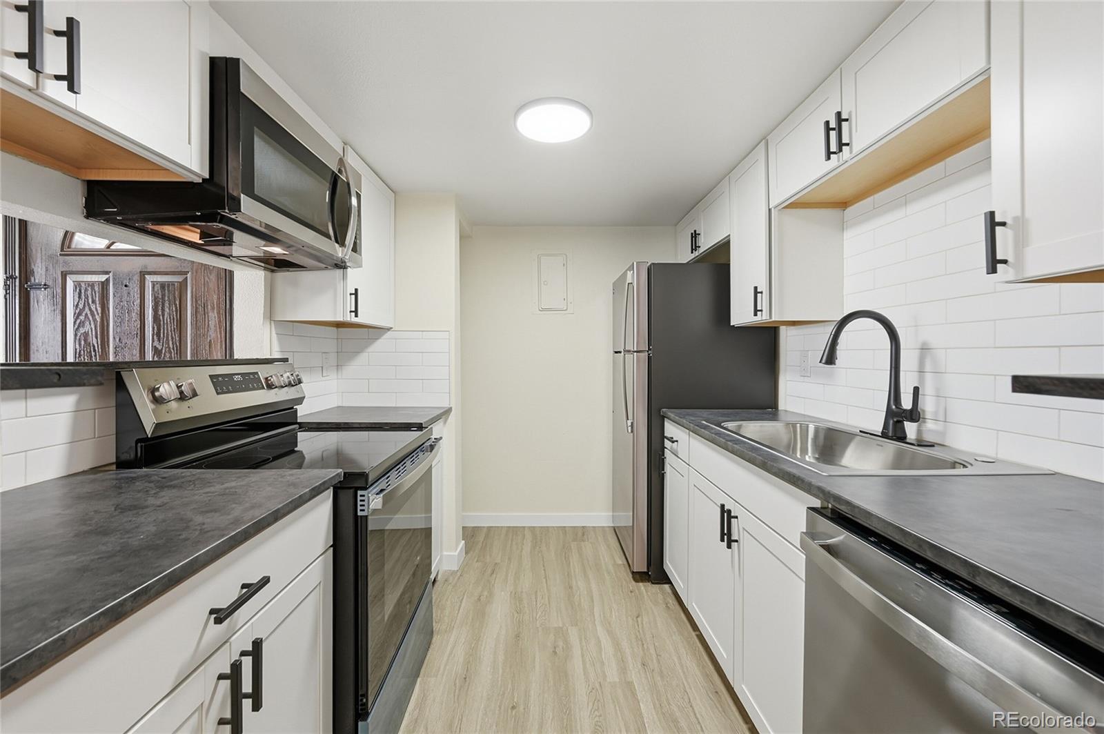 MLS Image #4 for 13302 e jewell avenue 102,aurora, Colorado