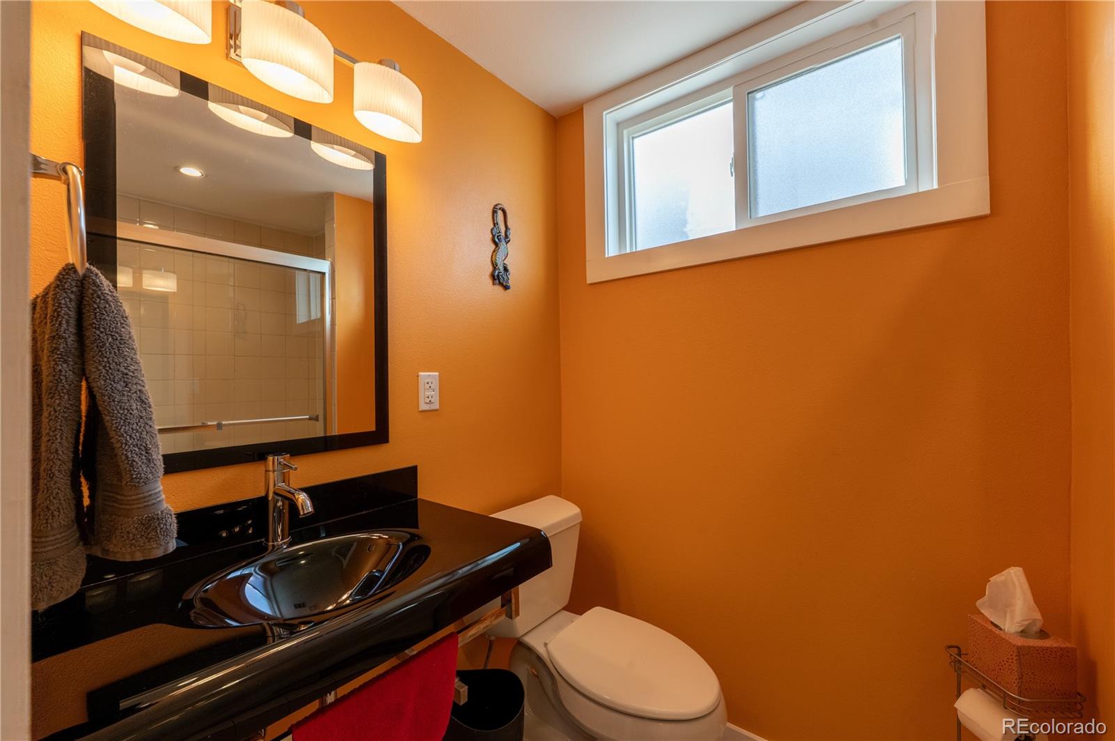 MLS Image #15 for 343 s ivy street,denver, Colorado