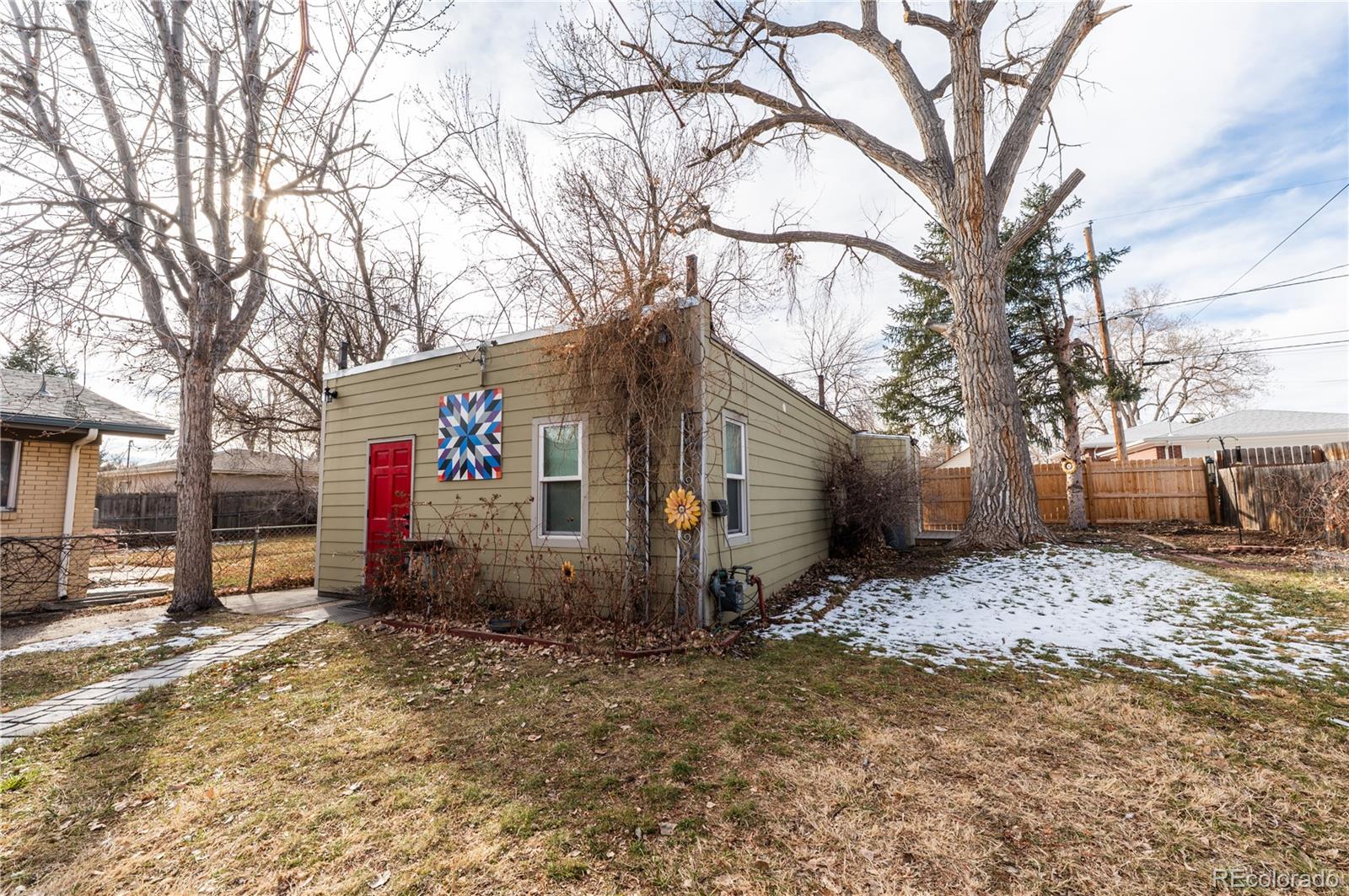 MLS Image #16 for 343 s ivy street,denver, Colorado