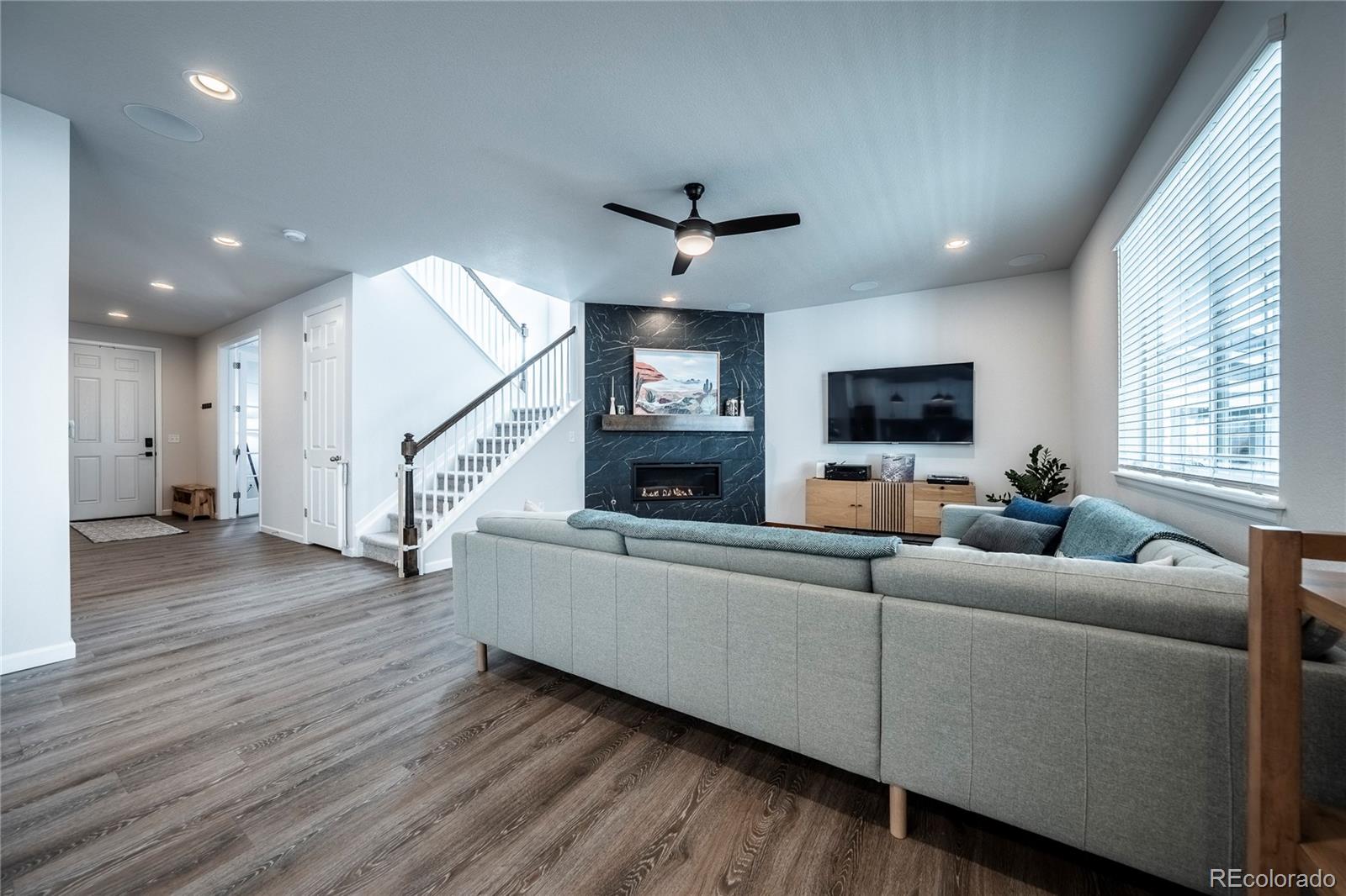 MLS Image #5 for 27444 e roxbury place,aurora, Colorado