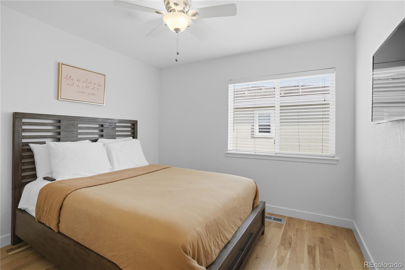 MLS Image #13 for 20655 e 49th avenue,denver, Colorado