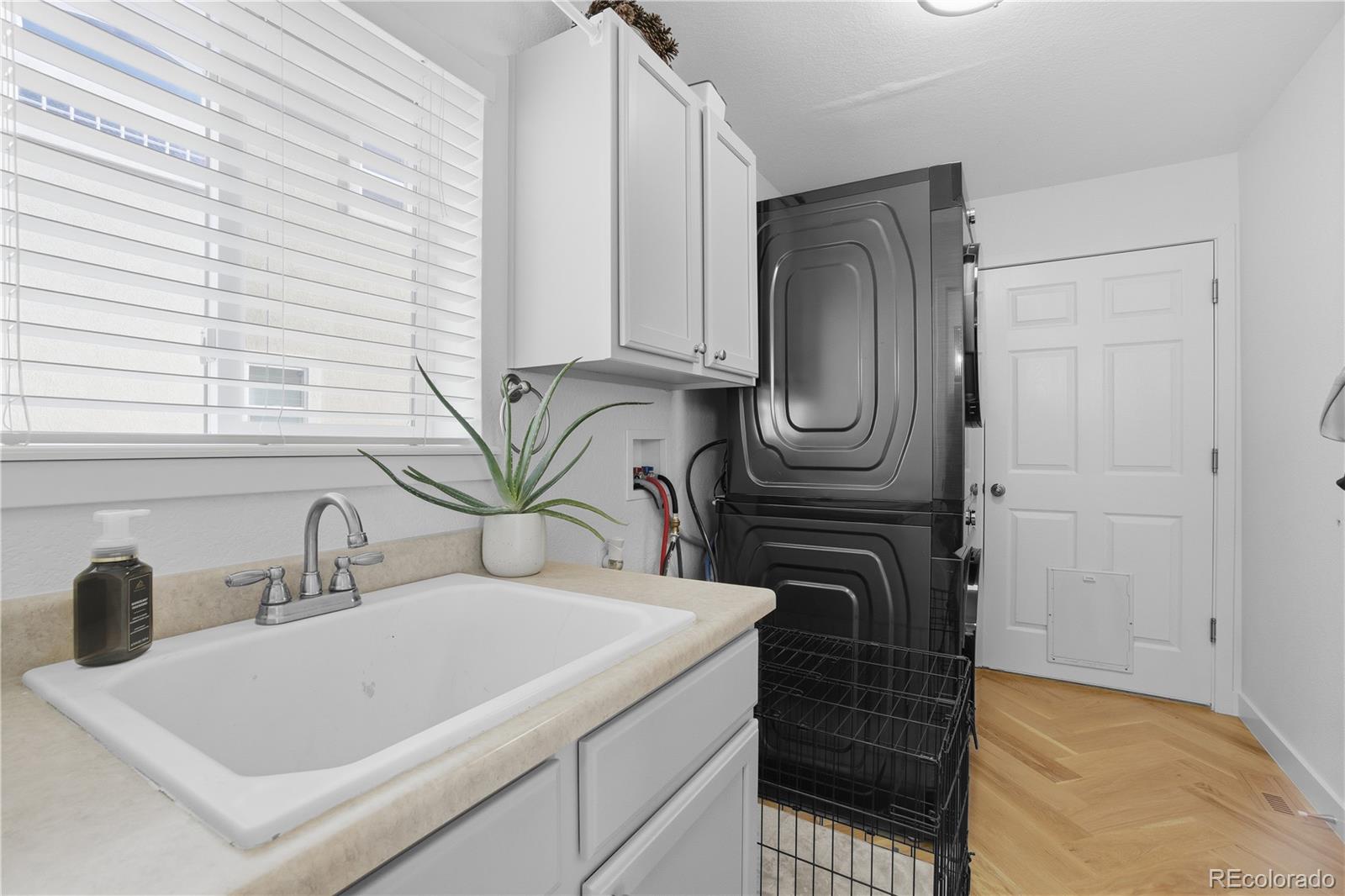 MLS Image #23 for 20655 e 49th avenue,denver, Colorado