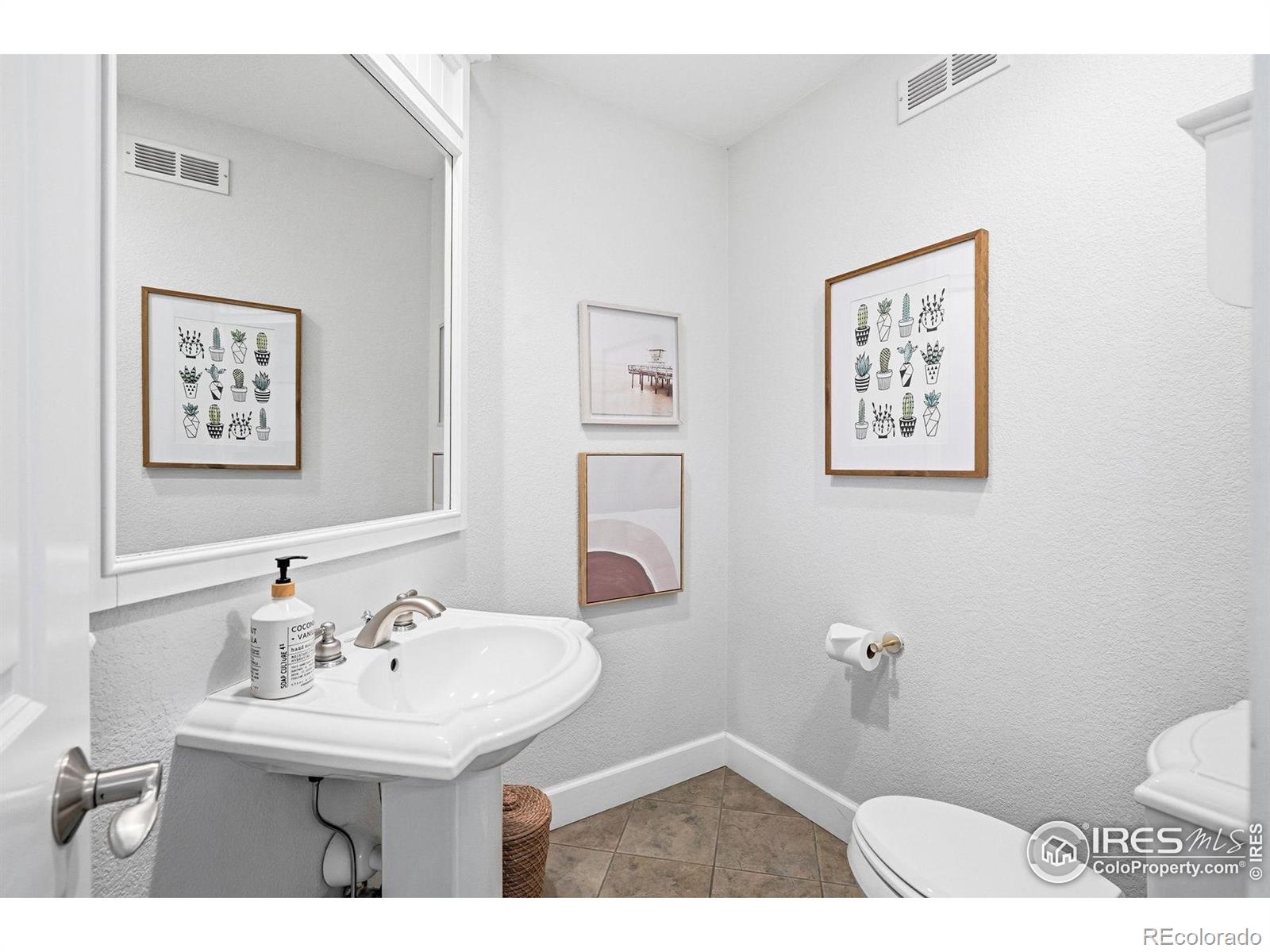 MLS Image #19 for 2812  shoshone trail,lafayette, Colorado