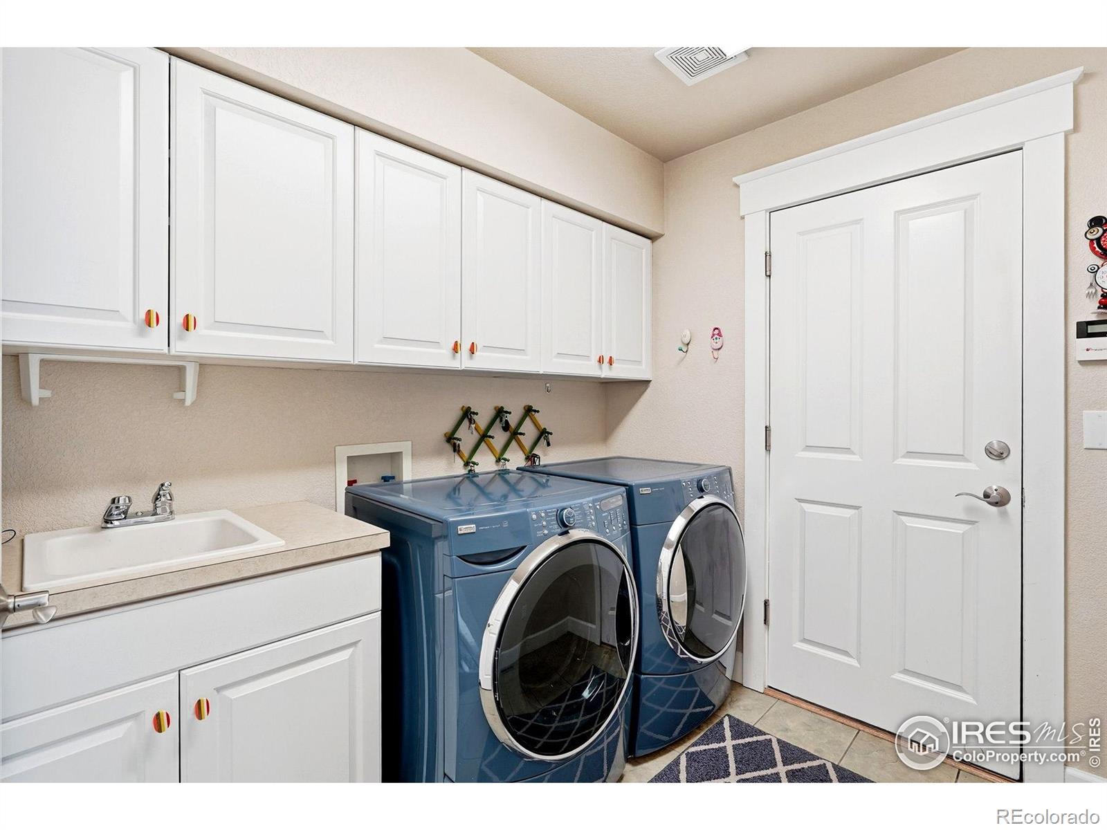 MLS Image #20 for 2812  shoshone trail,lafayette, Colorado