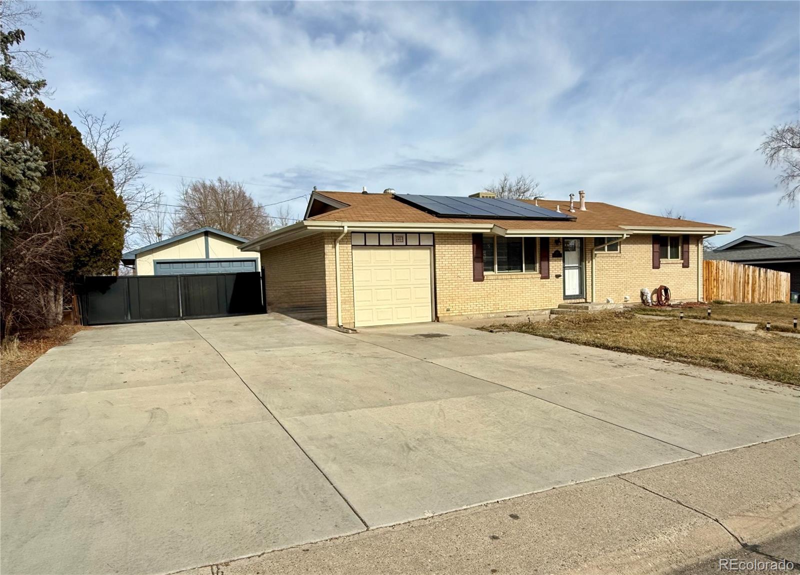 MLS Image #1 for 965 w 101st place,northglenn, Colorado