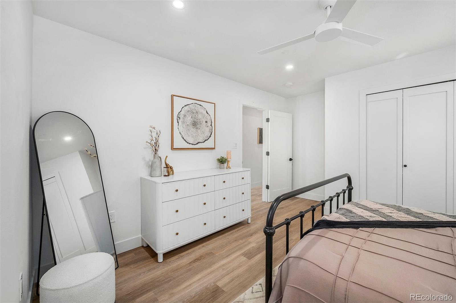 MLS Image #14 for 4625  logan street,denver, Colorado