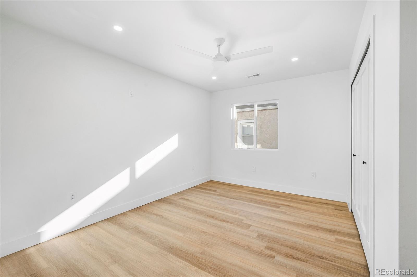 MLS Image #18 for 4625  logan street,denver, Colorado