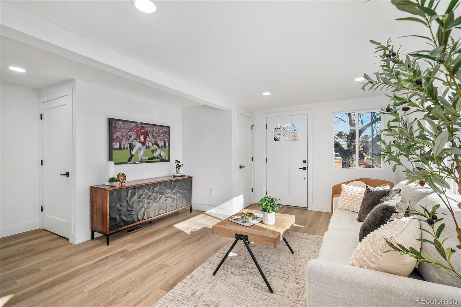 MLS Image #2 for 4625  logan street,denver, Colorado