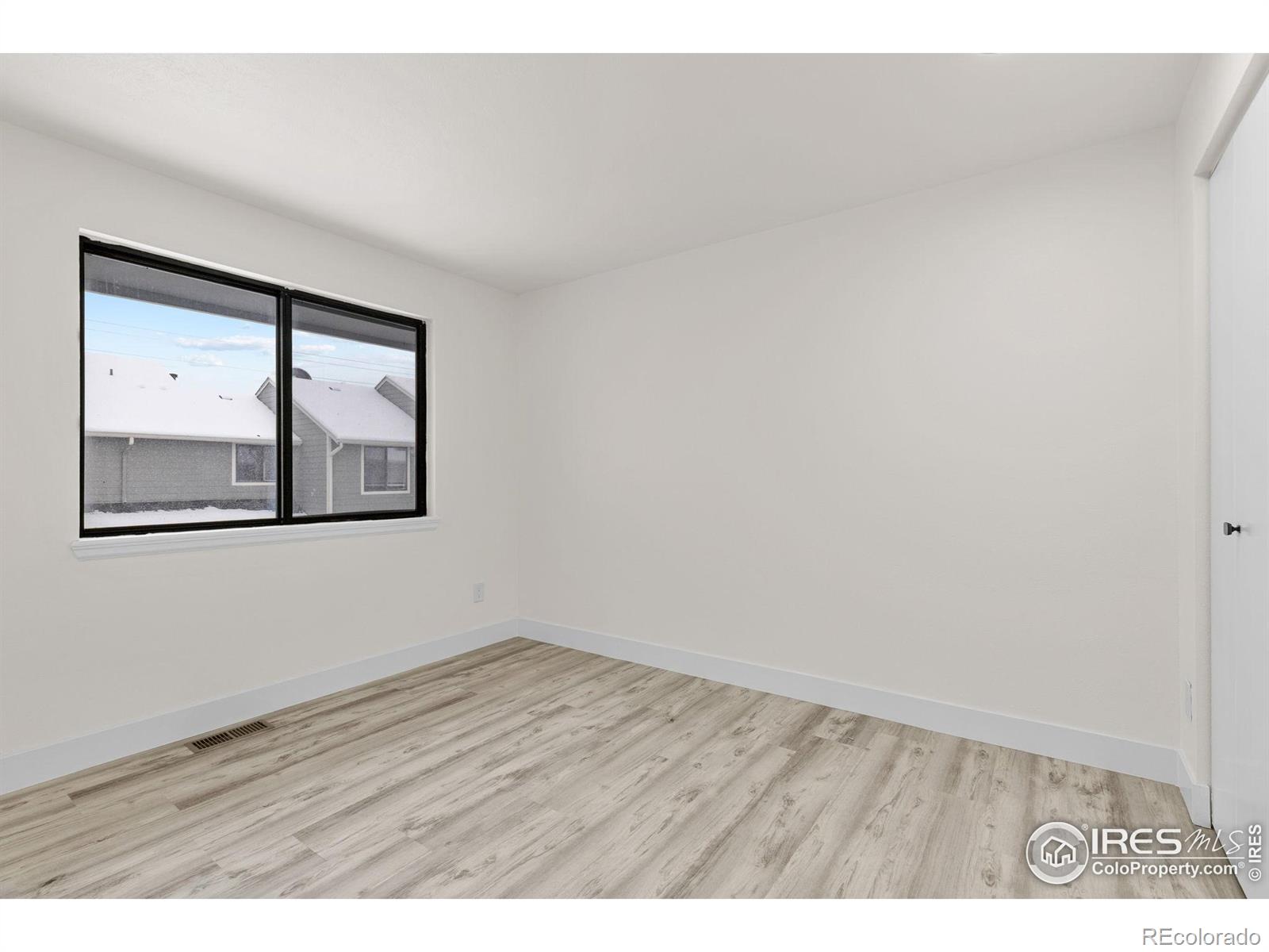 MLS Image #34 for 323 s taft court,louisville, Colorado