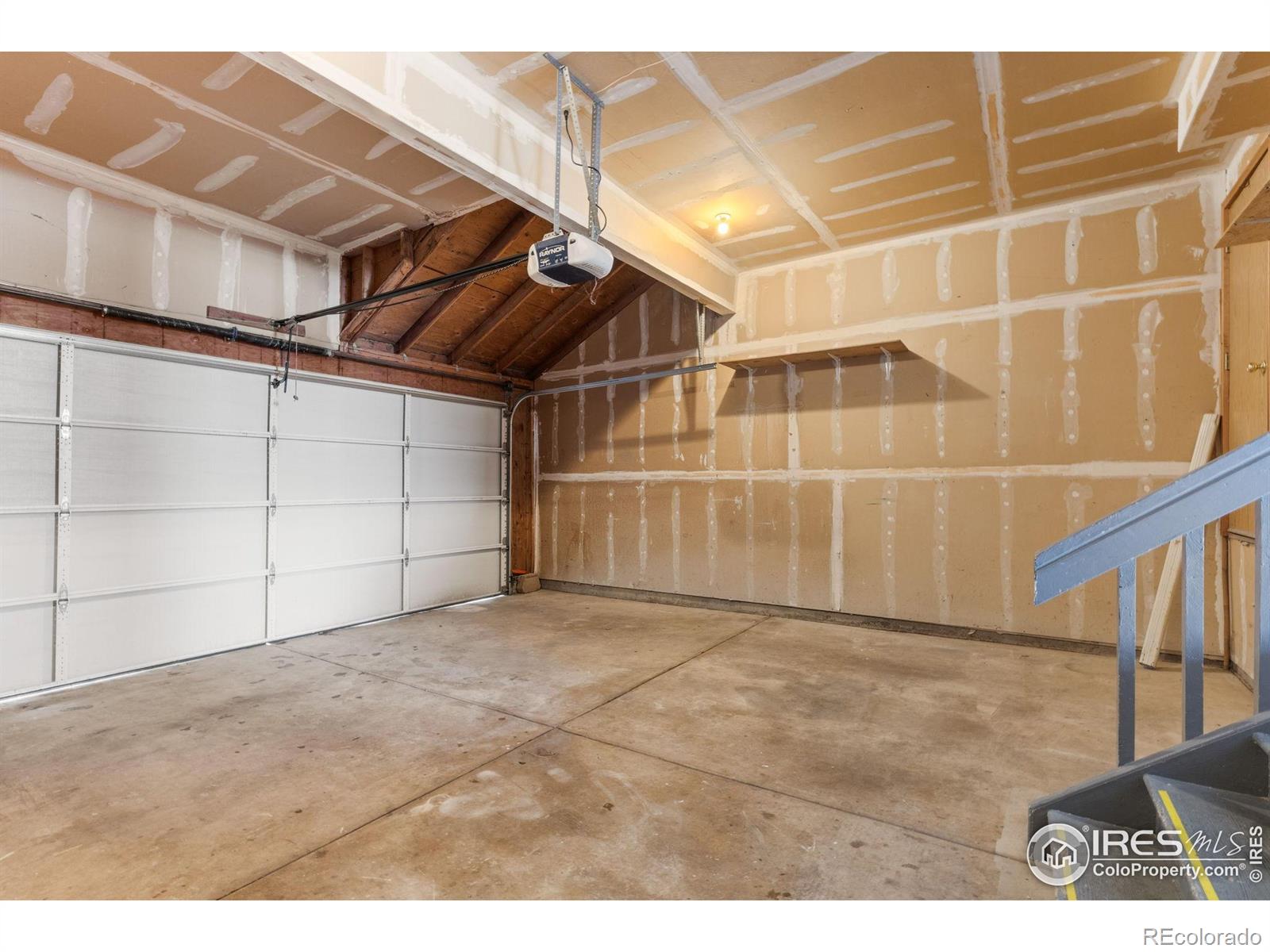 MLS Image #40 for 323 s taft court,louisville, Colorado