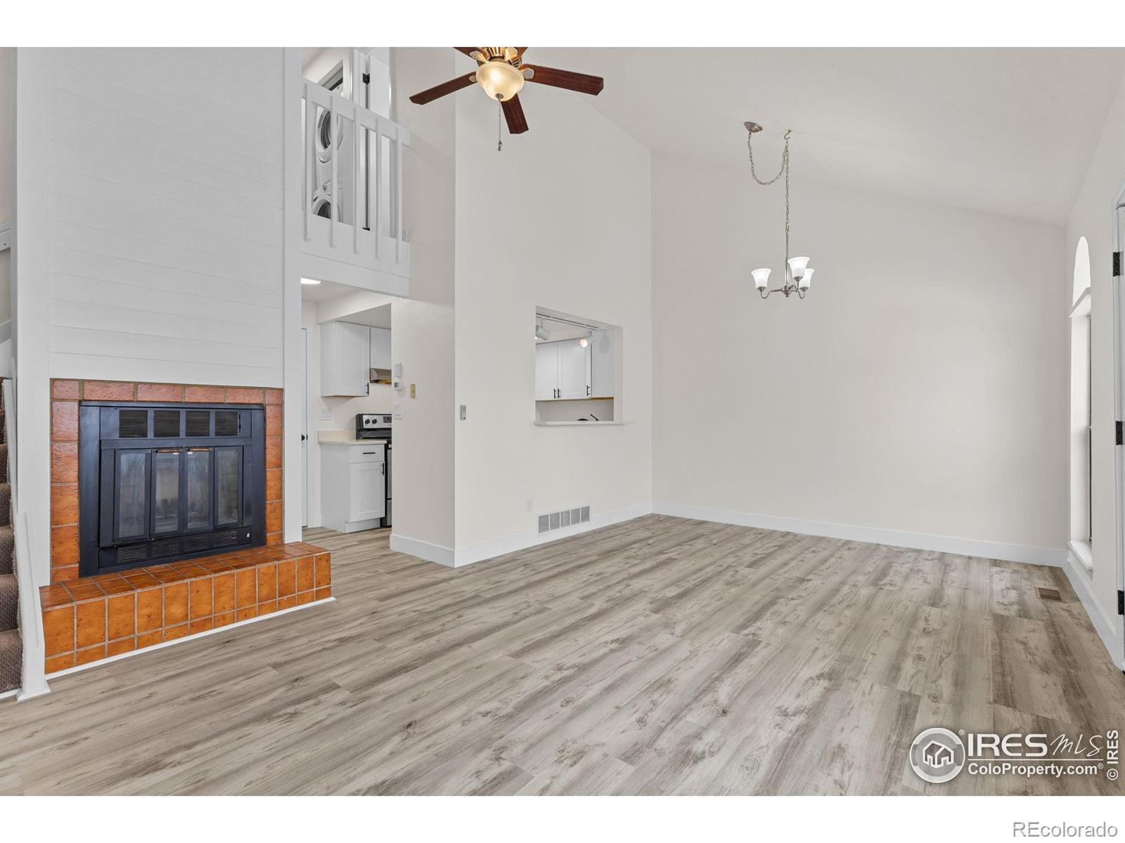 MLS Image #8 for 323 s taft court,louisville, Colorado
