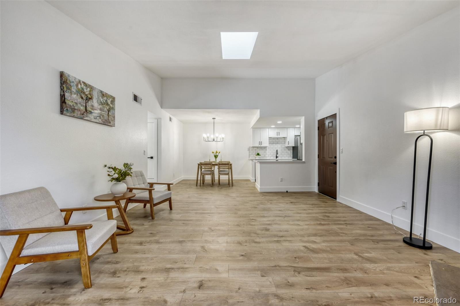 MLS Image #2 for 3484 s eagle street 204,aurora, Colorado