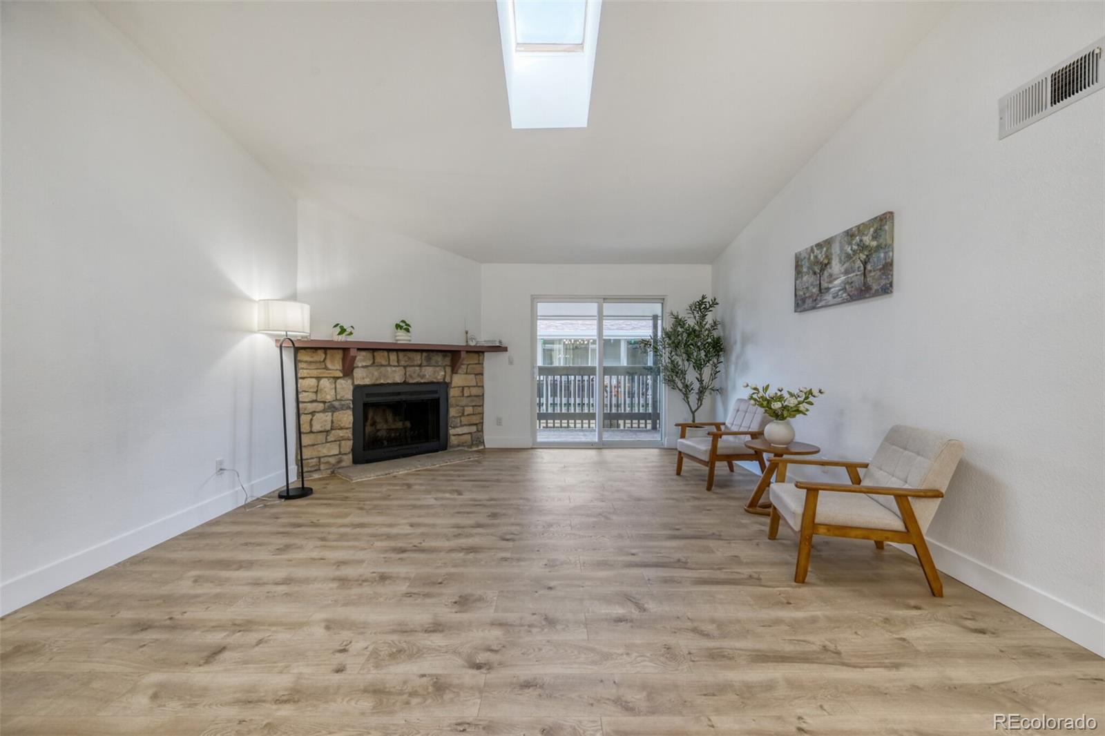 MLS Image #3 for 3484 s eagle street 204,aurora, Colorado