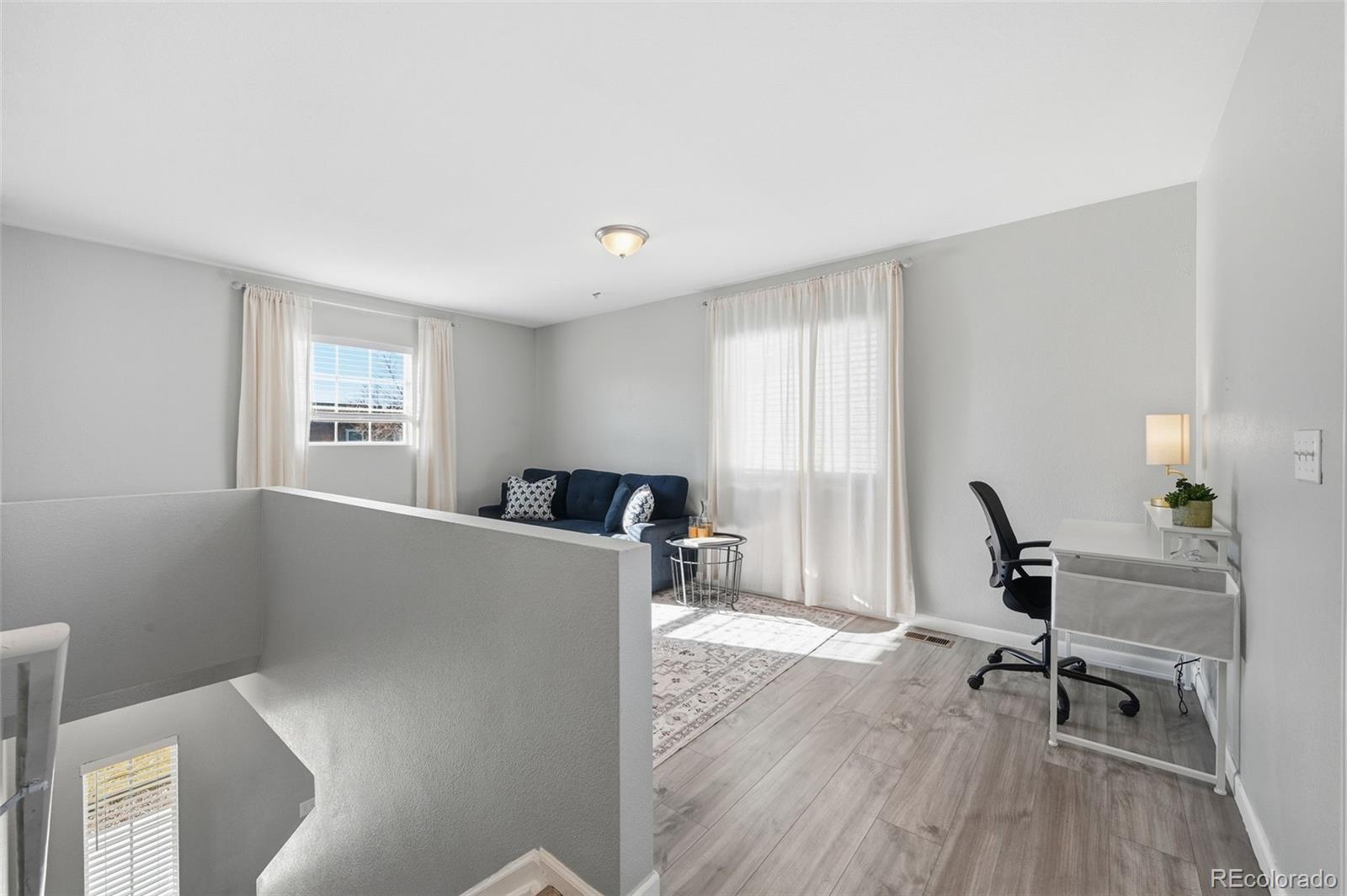 MLS Image #12 for 18615 e 43rd place,denver, Colorado
