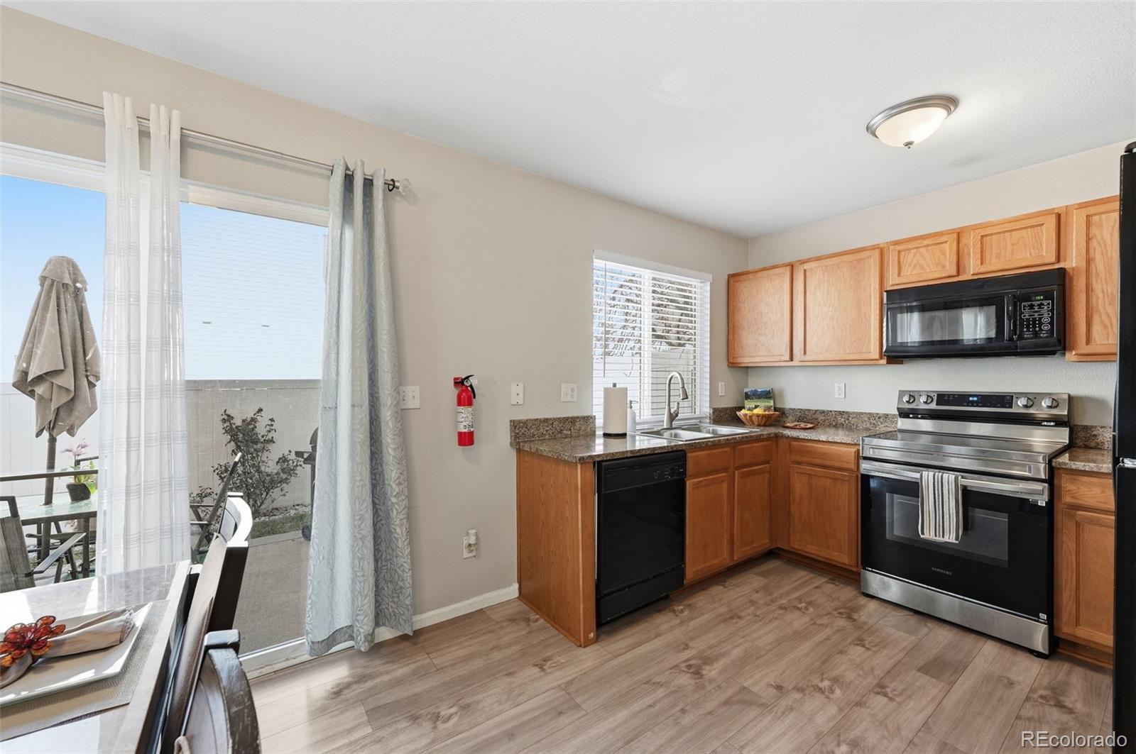 MLS Image #8 for 18615 e 43rd place,denver, Colorado