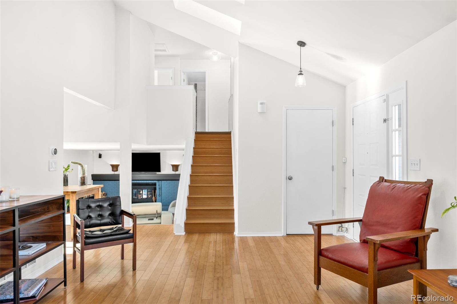 MLS Image #5 for 7608 e long avenue,centennial, Colorado