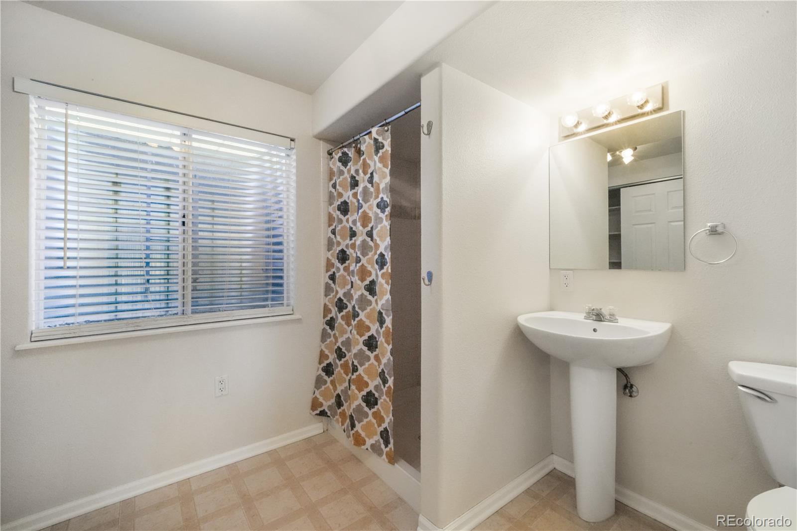 MLS Image #38 for 7170  leeside view,colorado springs, Colorado
