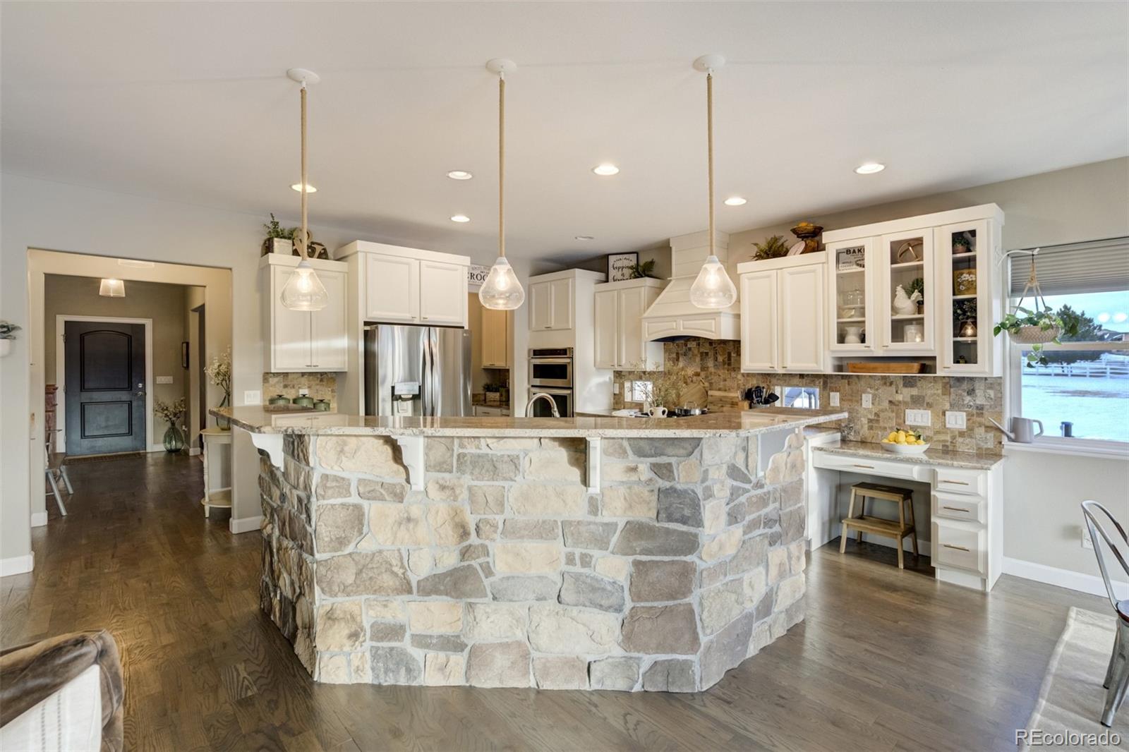 MLS Image #10 for 7310  clovis way,colorado springs, Colorado