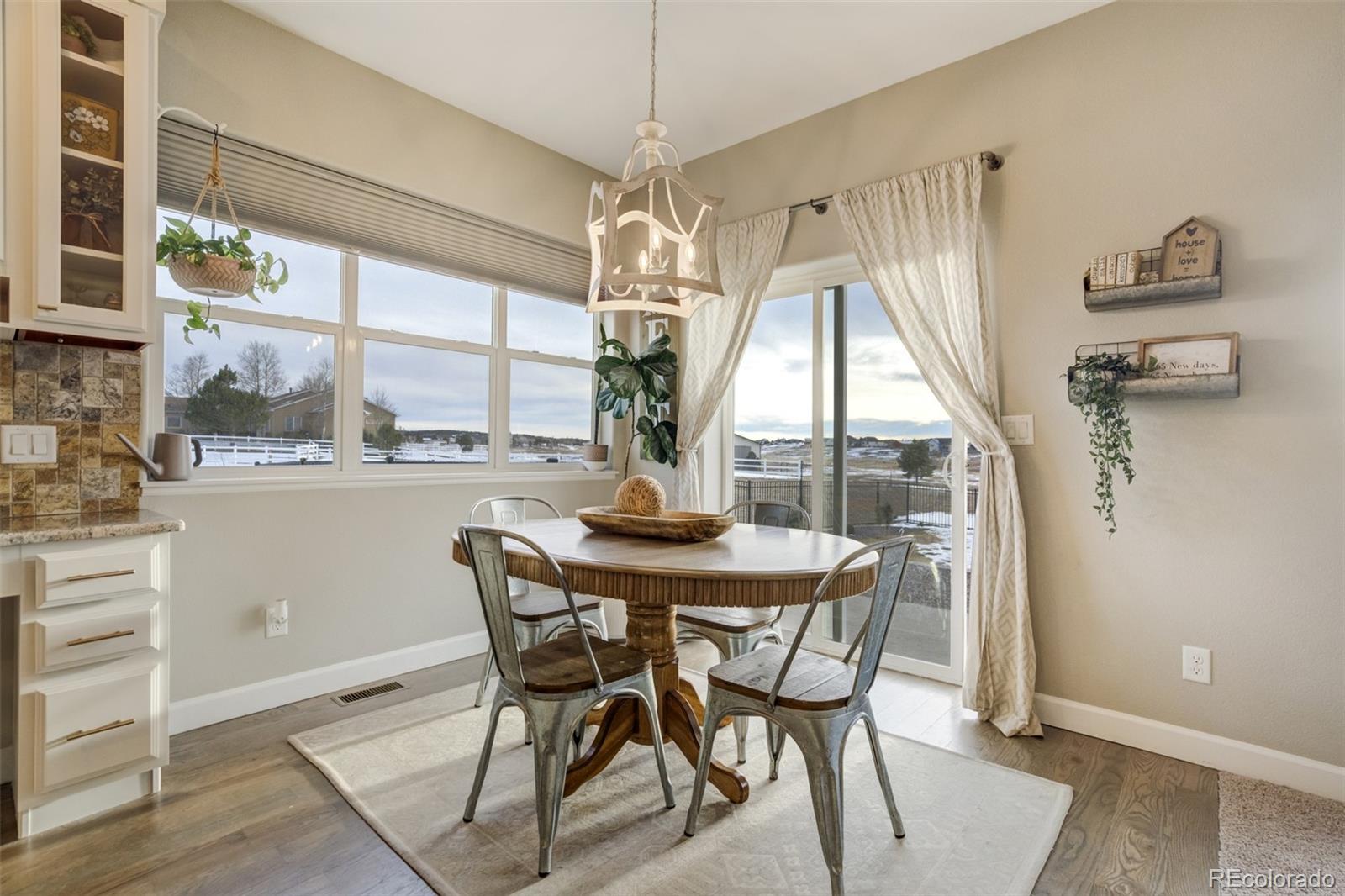 MLS Image #11 for 7310  clovis way,colorado springs, Colorado