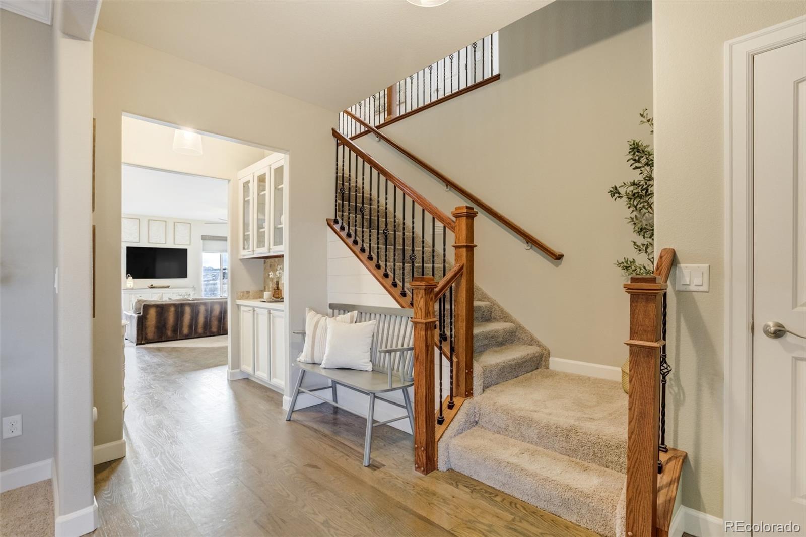 MLS Image #4 for 7310  clovis way,colorado springs, Colorado