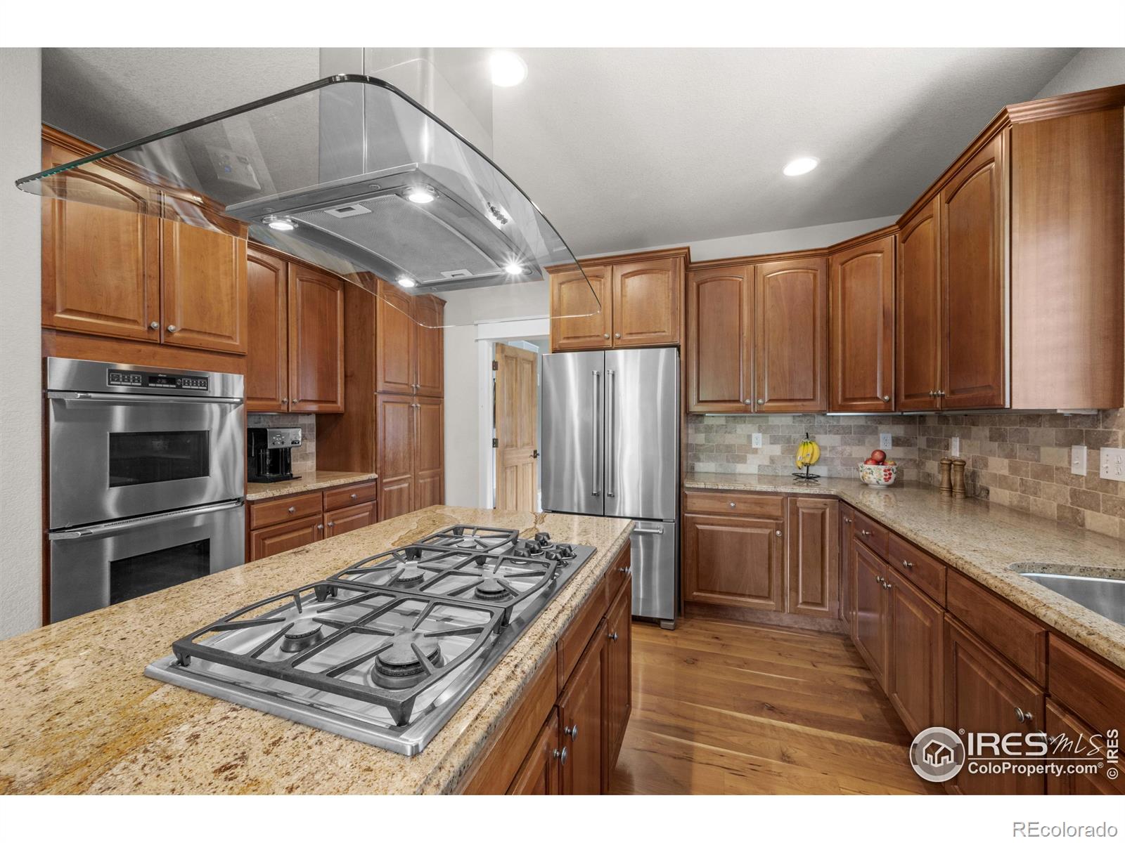 MLS Image #12 for 2005  calico court,longmont, Colorado