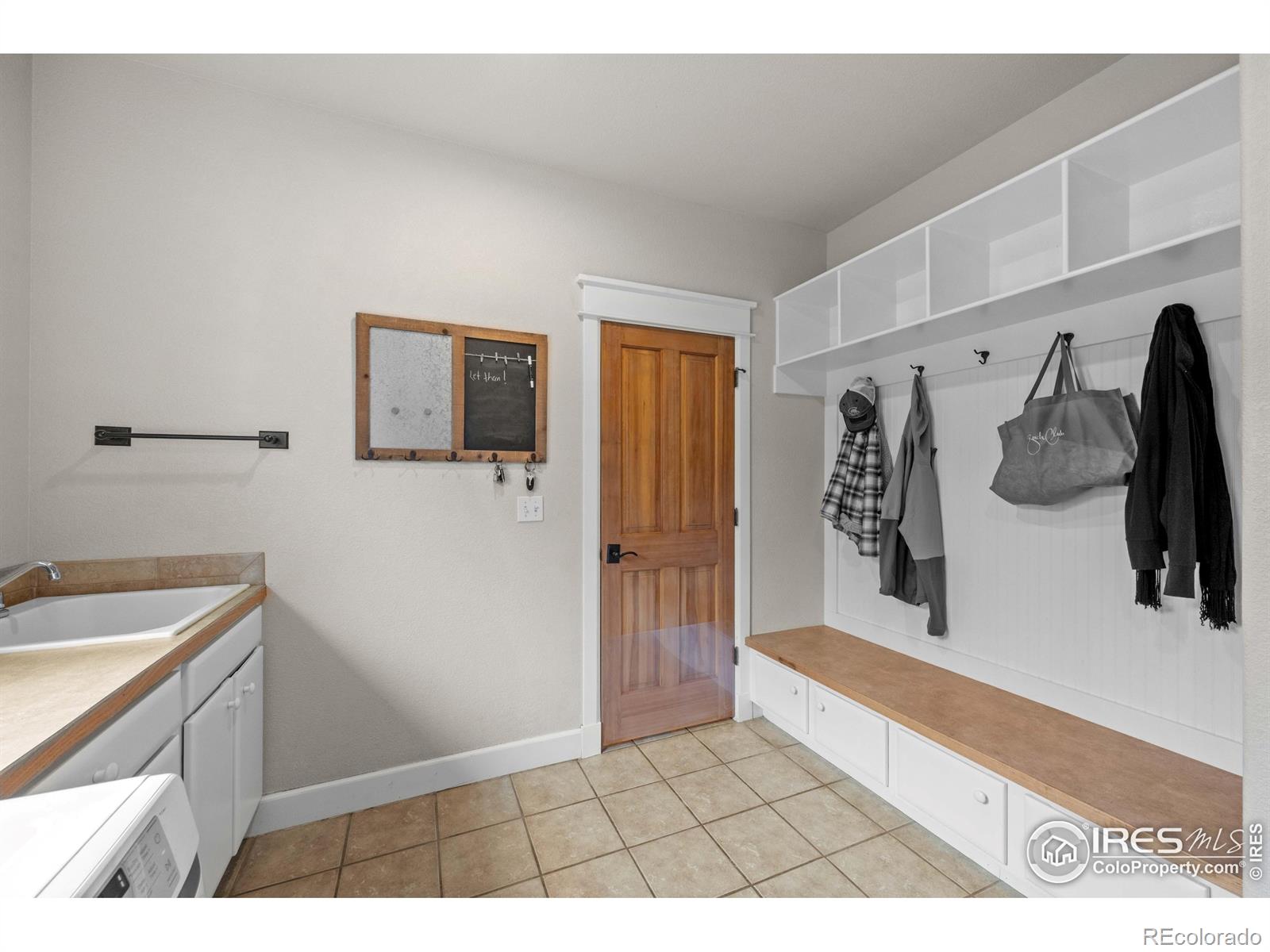 MLS Image #18 for 2005  calico court,longmont, Colorado