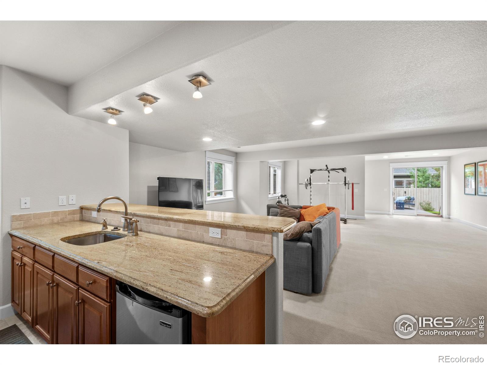 MLS Image #41 for 2005  calico court,longmont, Colorado