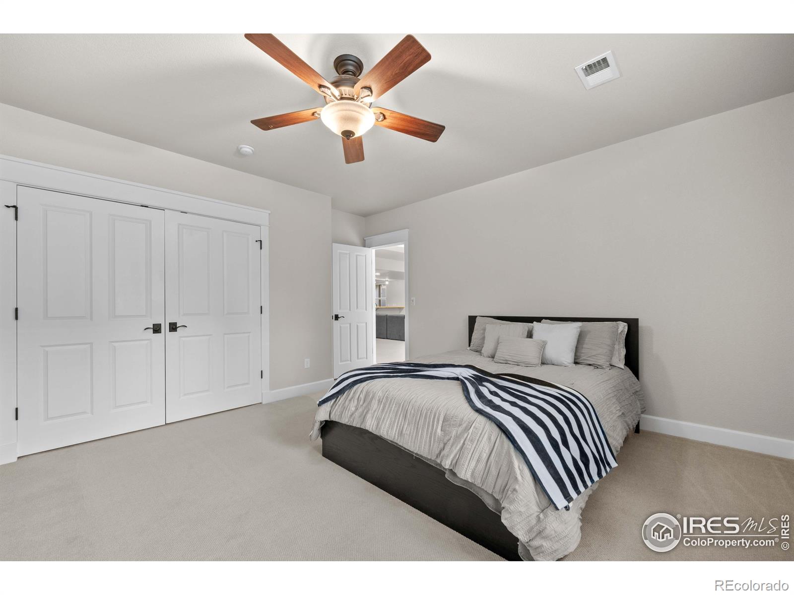 MLS Image #43 for 2005  calico court,longmont, Colorado