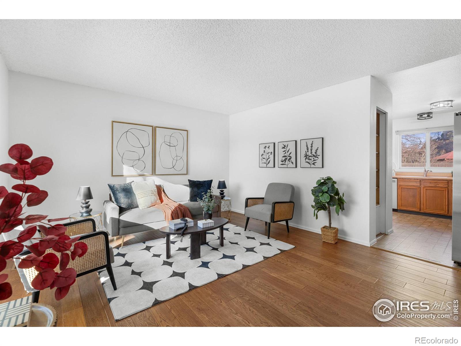 MLS Image #1 for 947 w maple court,louisville, Colorado