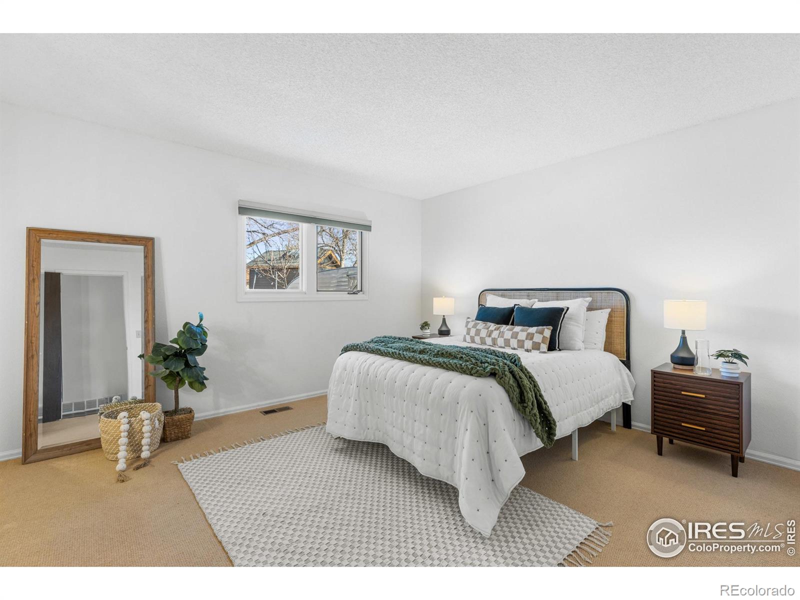 MLS Image #11 for 947 w maple court,louisville, Colorado