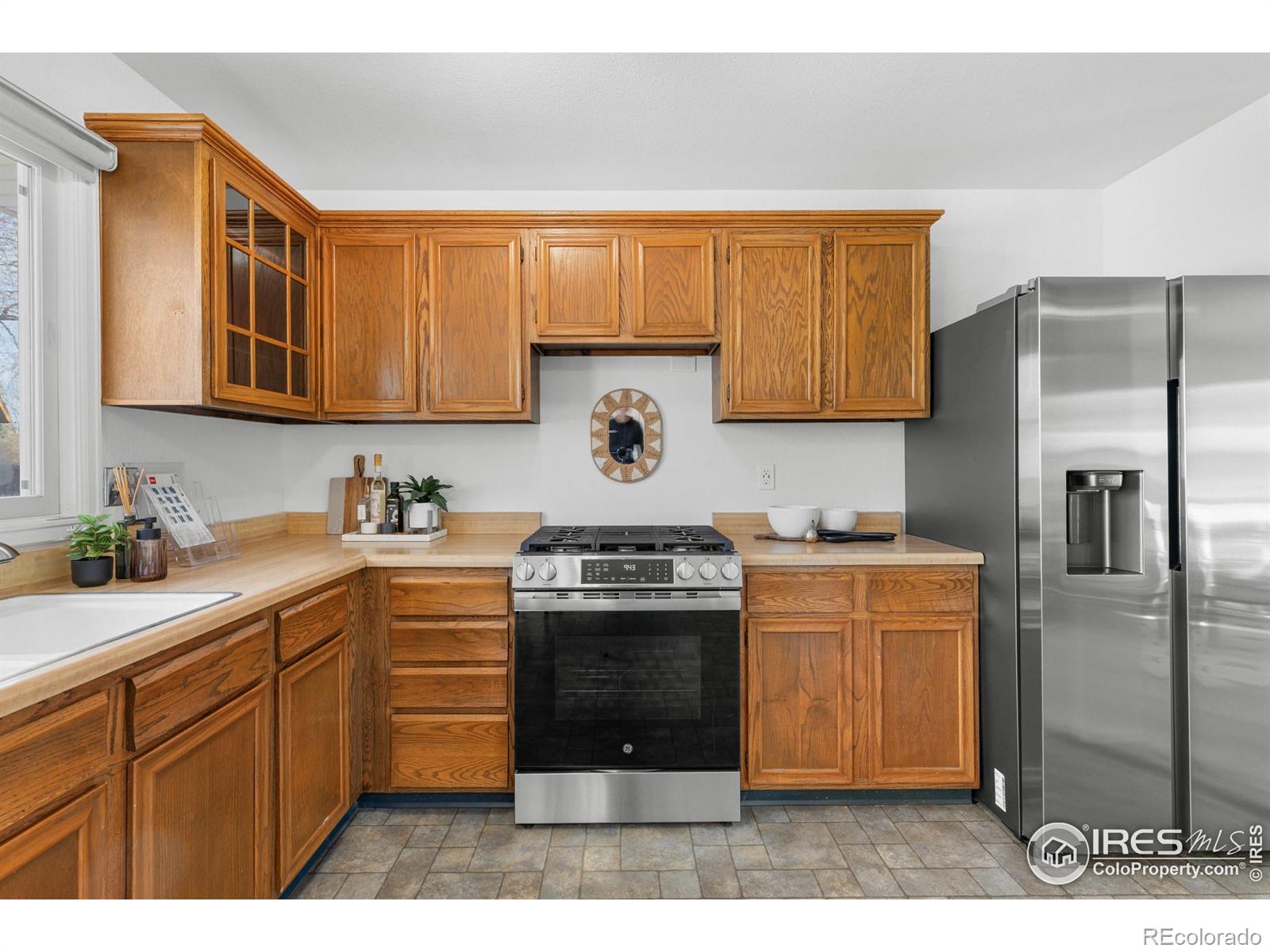 MLS Image #5 for 947 w maple court,louisville, Colorado