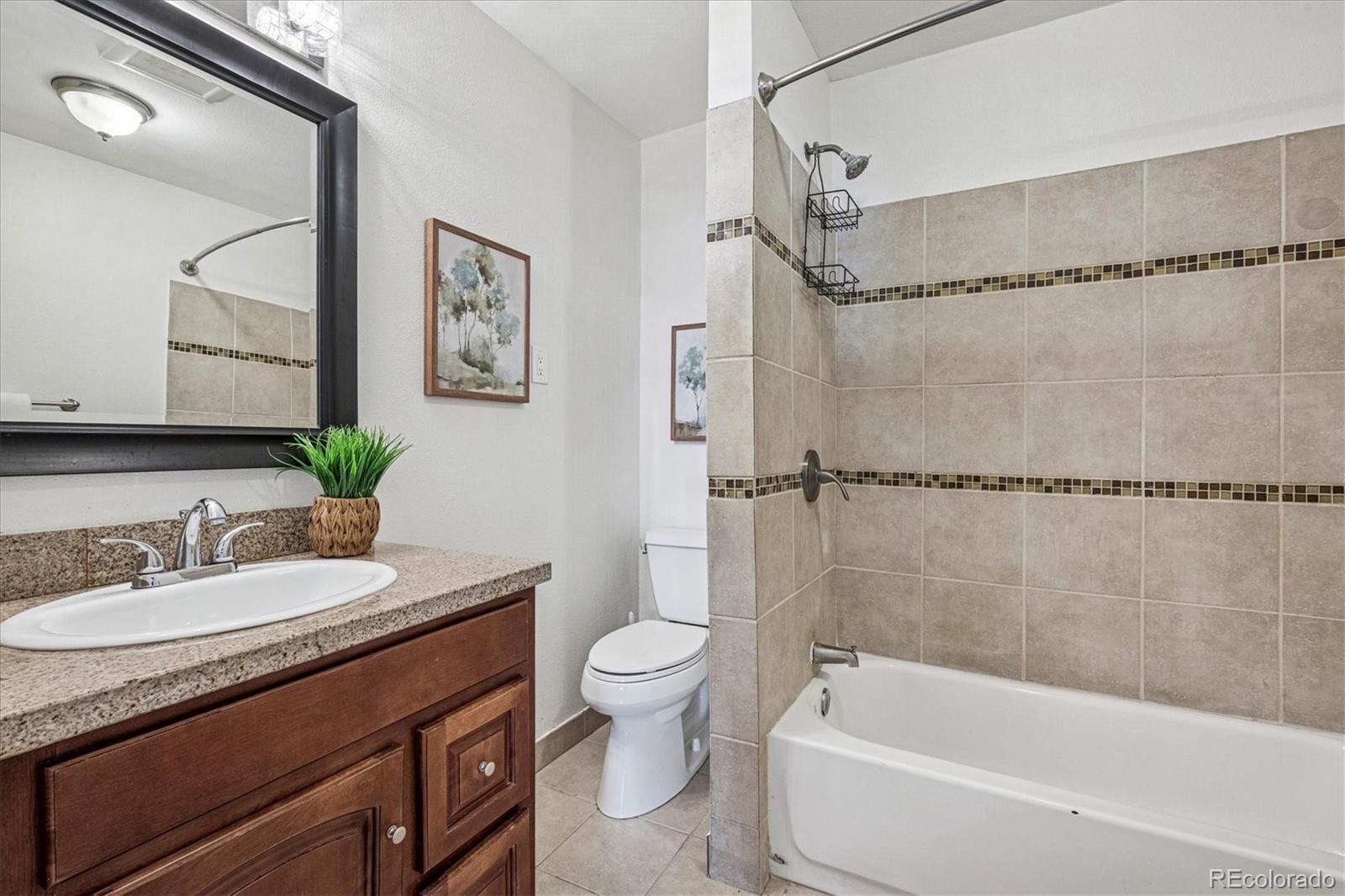 MLS Image #19 for 2877 s logan street,englewood, Colorado