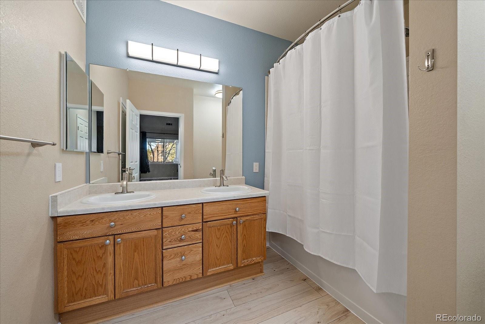 MLS Image #7 for 8358 s independence circle,littleton, Colorado