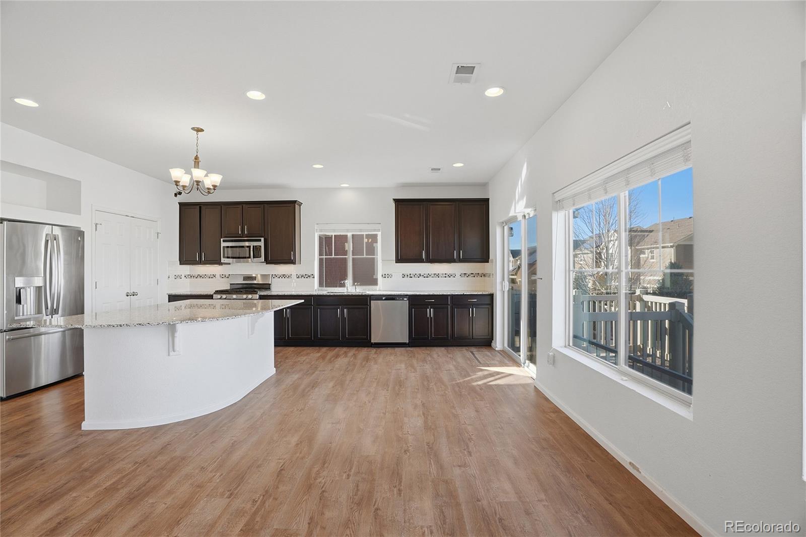 MLS Image #16 for 18199 e 44th avenue,denver, Colorado