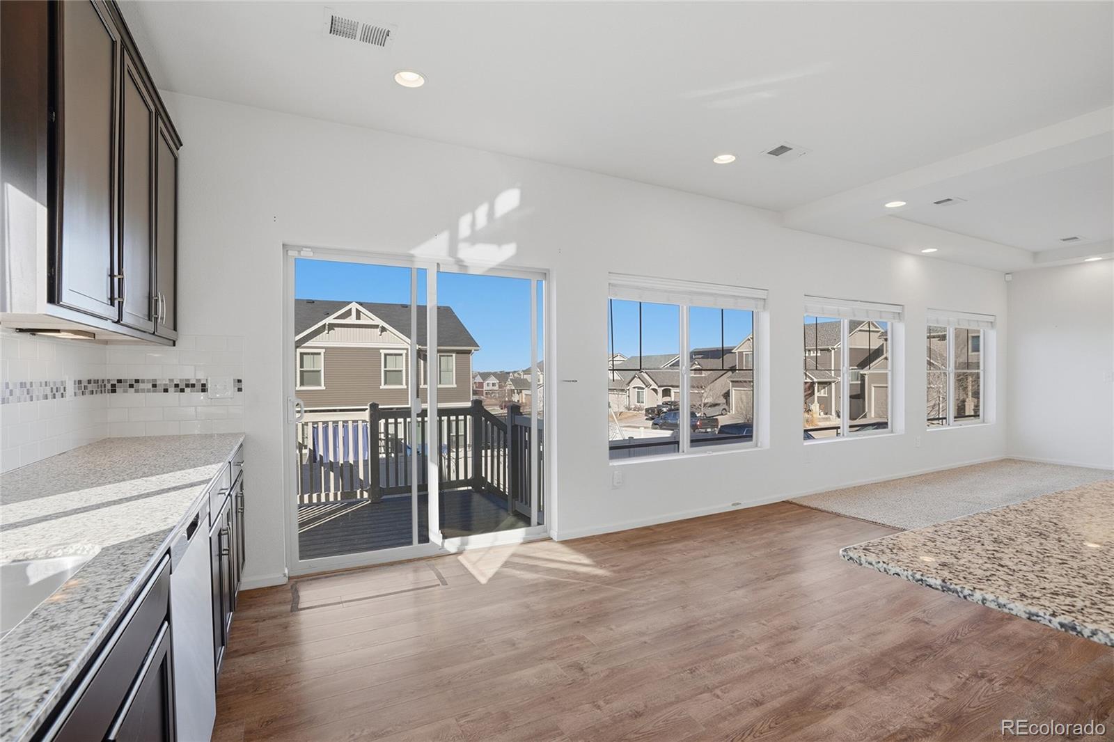 MLS Image #18 for 18199 e 44th avenue,denver, Colorado