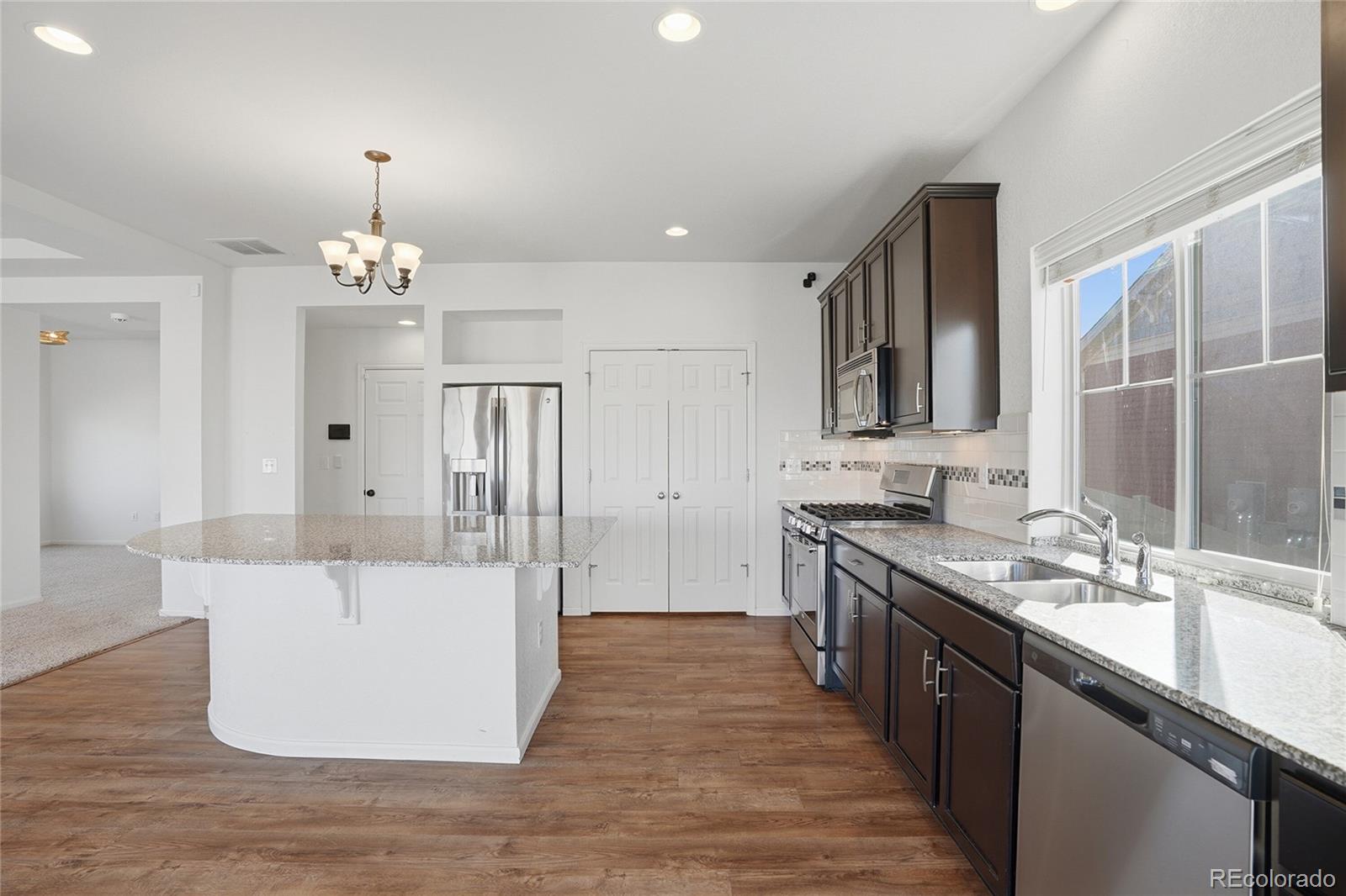 MLS Image #21 for 18199 e 44th avenue,denver, Colorado